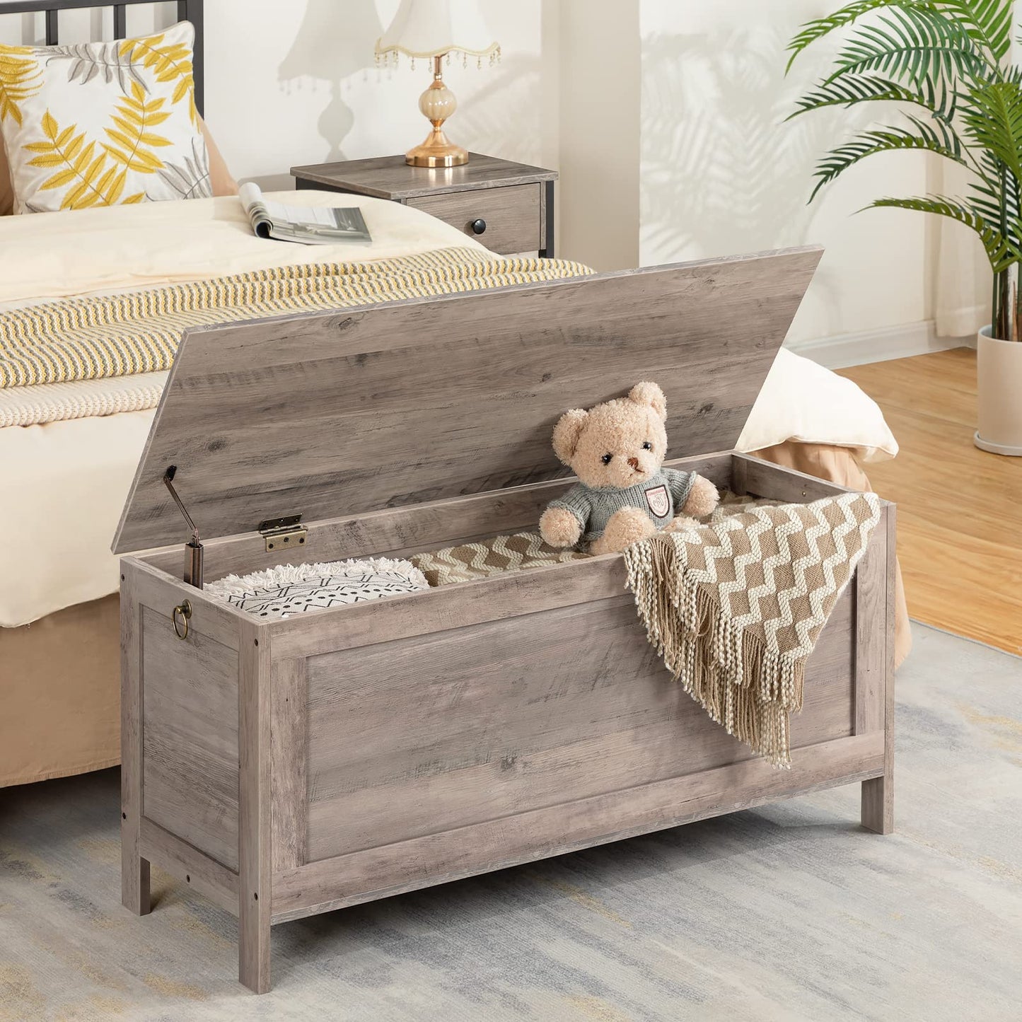 HOOBRO Greige Retro Wood Grain Locker with Safety Hinges