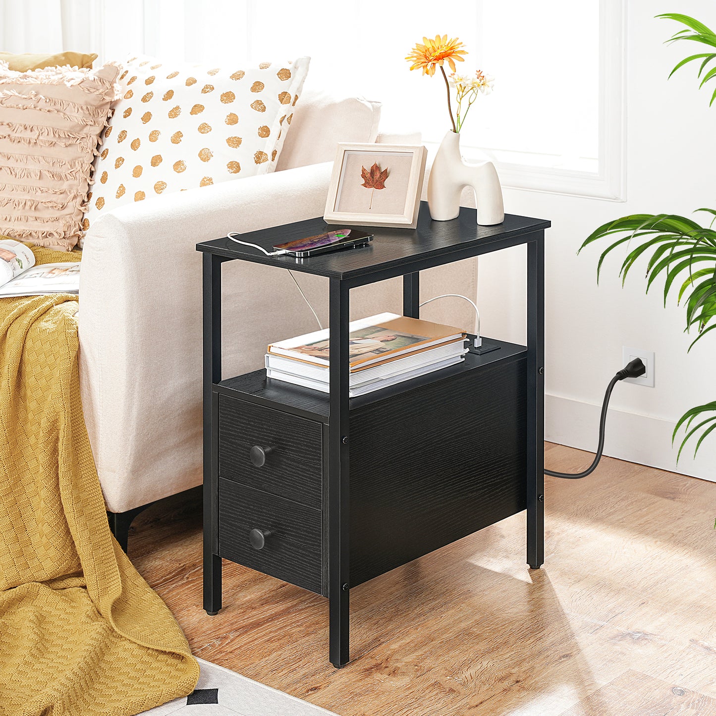 HOOBRO Narrow Side Table with Charging Station