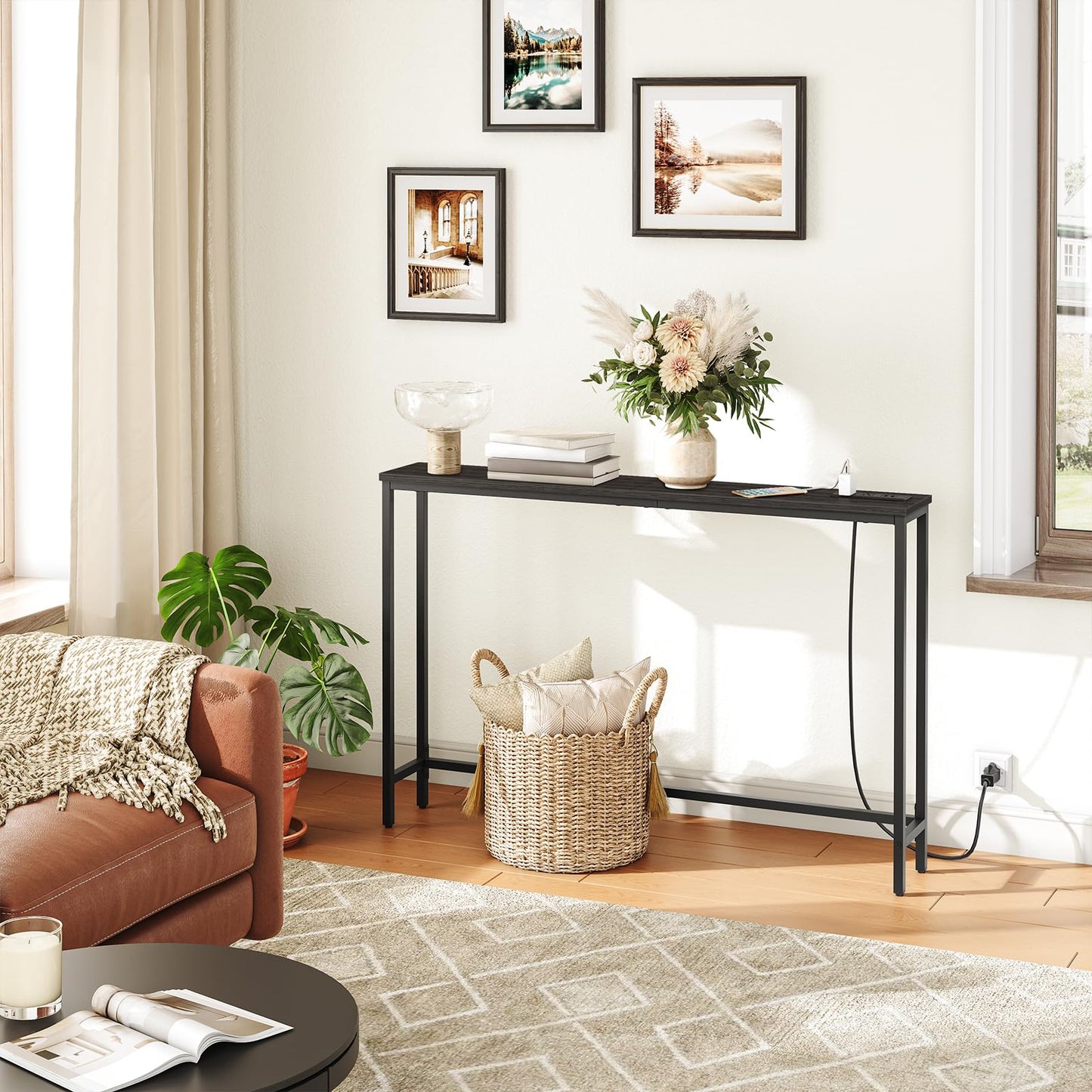 HOOBRO  Black 47.2" Skinny Console Table with Power Outlets