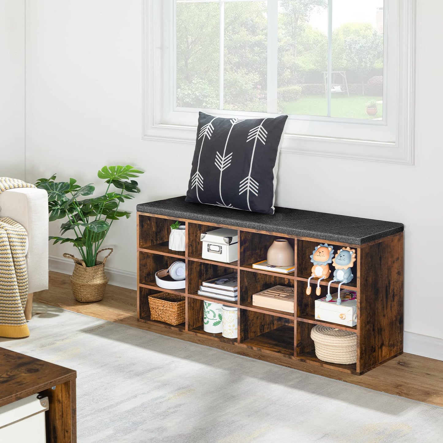 HOOBRO 39.4-inch Padded Shoe Cabinet Bench with Compartments