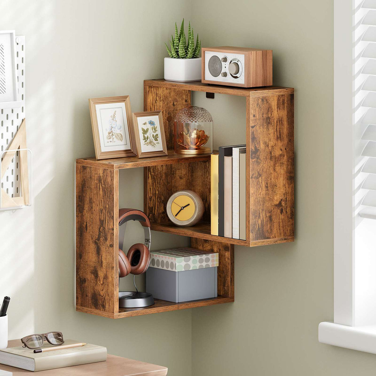HOOBRO Wall Mounted 3-Tier Corner Floating Shelves, Geometric Cross Display Rack
