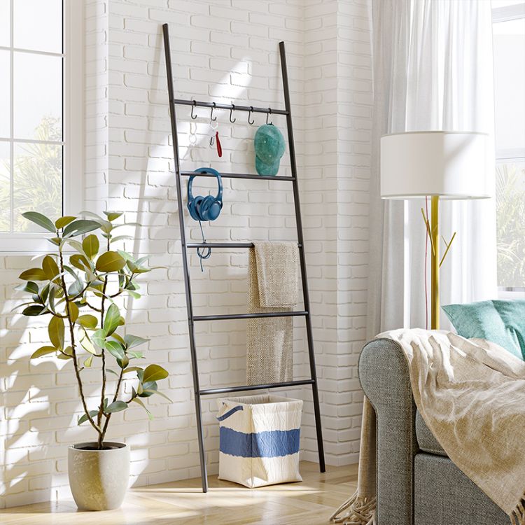 HOOBRO Blanket Ladder, Towel Rack, 5-Tier Ladder Shelf, Decorative Wall Leaning Ladder Rack, 5 Hooks, Blanket Holder, Display Rack for Bathroom