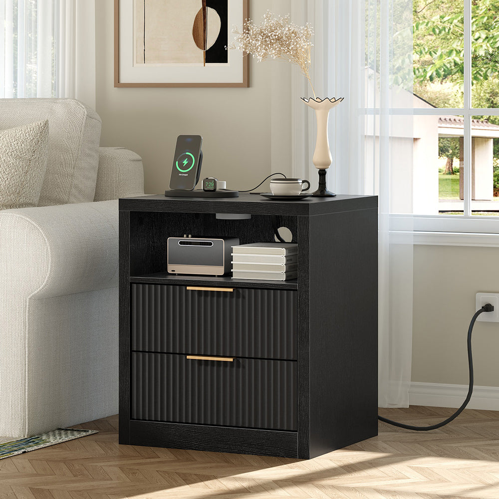 HOOBRO Nightstand, Modern Side Table Fluted Fronts, with Open Cubby, for Small Spaces, Bedroom, Living Room, Office, Black
